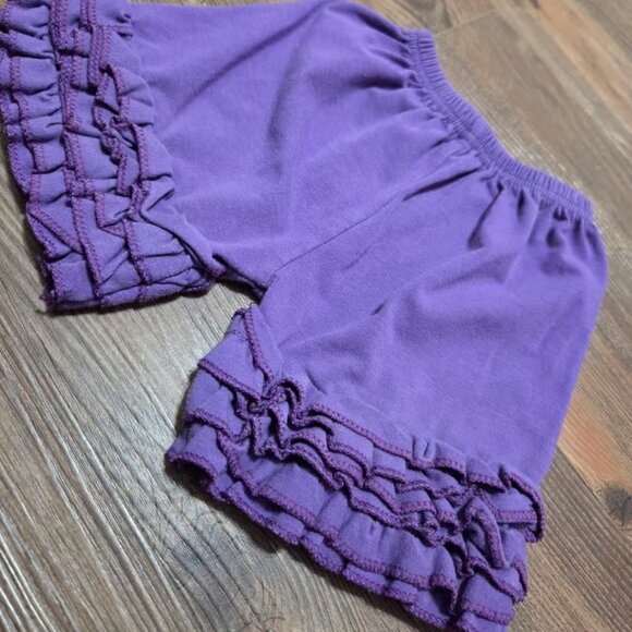 Ruffle shorts - Picture 2 of 3